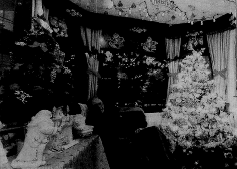 Other image for Glancing Back to December 2007